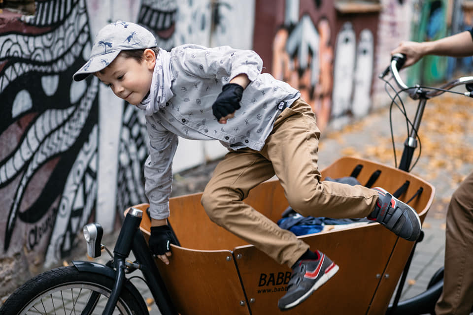 Jak bezpiecznie przewozić dziecko na rowerze?