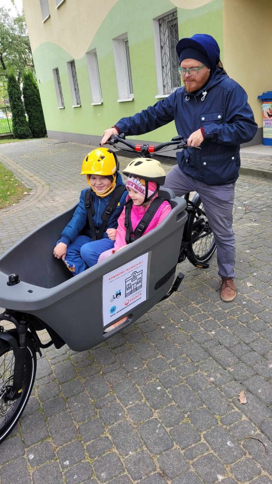 rower cargo wykorzystywany w zajęciach dla przedszkolaków